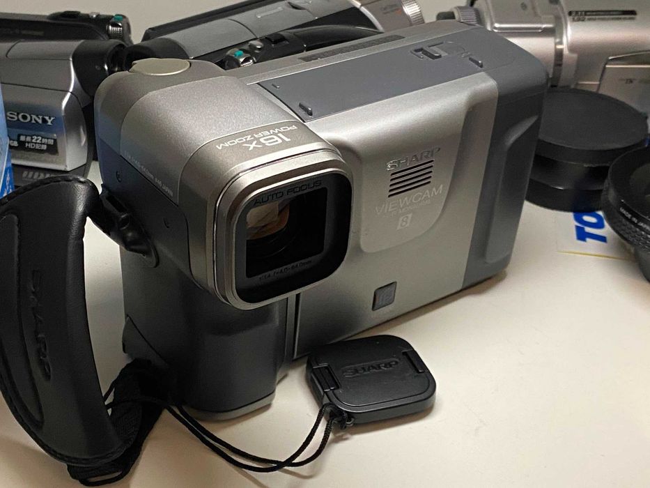 Kamera Sharp VL-E620S