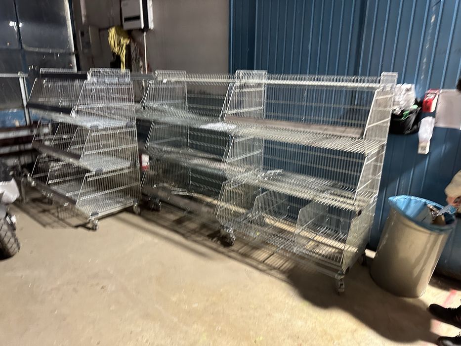 Kosze sklepowe, regały  sklepowe koszowe na kółkach