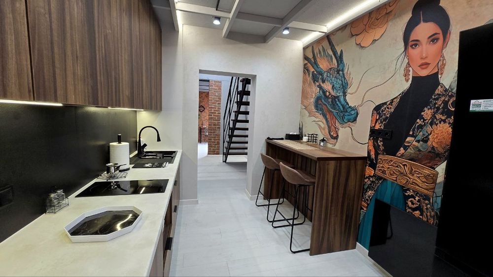 Пентхаус в центрі міста/світло завжди