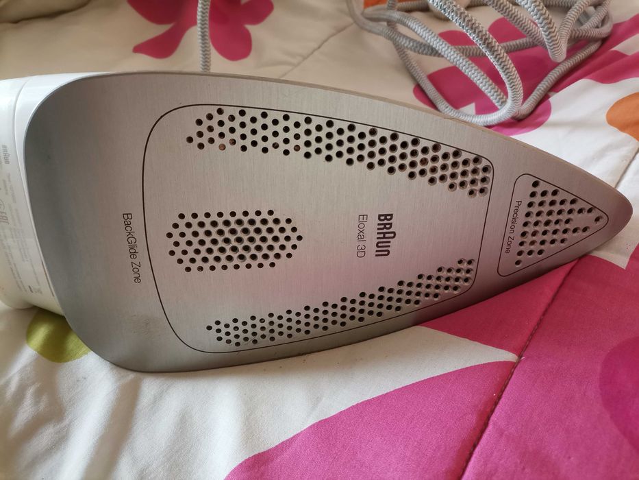 BRAUN Steam Iron423918841208524802