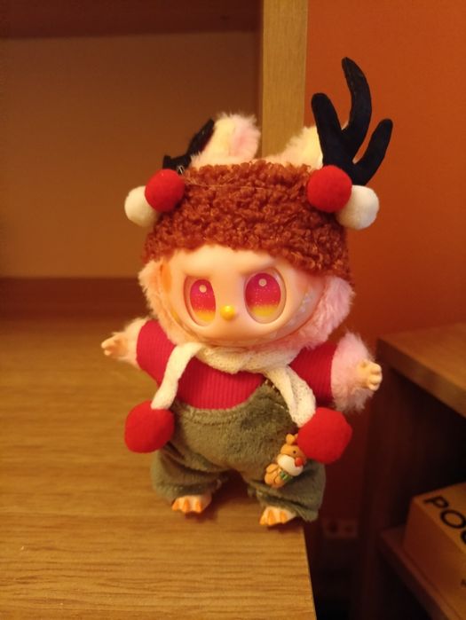 Labubu - Lafufu w świątecznym ubranku