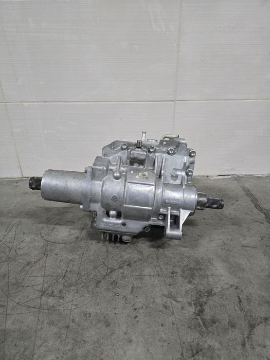 Роздатка (роздавальна коробка МКПП )Mazda CX7 2007-2013 2.2