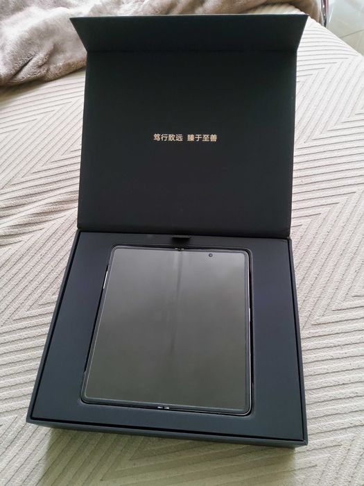 Telemóvel Honor Magic V2 Silver, dobrável, debloqueado, completo na caixa 256gb/16GB