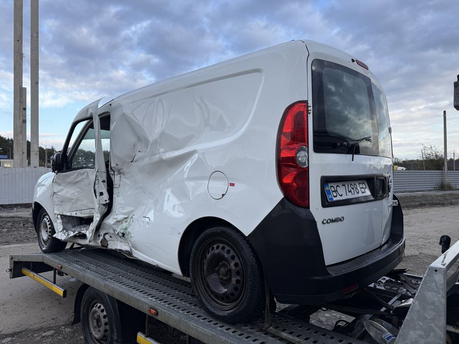 Розбираю Opel Combo Doblo 1.4газ/бенз 2013р цілим або частинами