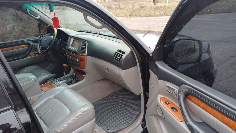 Продам Lexus Lx  470