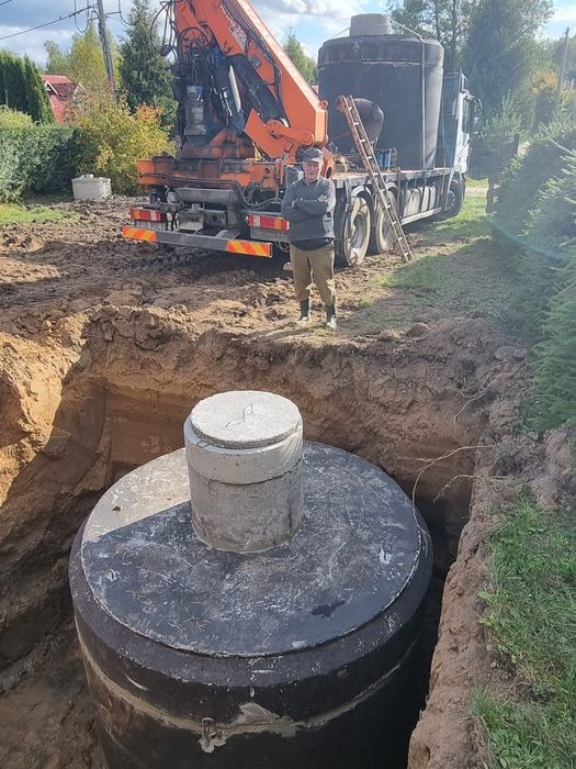 Płyty fundamentowe , kanalizacja , szamba , izolacja fundamentów
