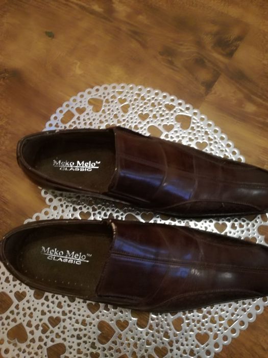 Nowe męskie pantofle