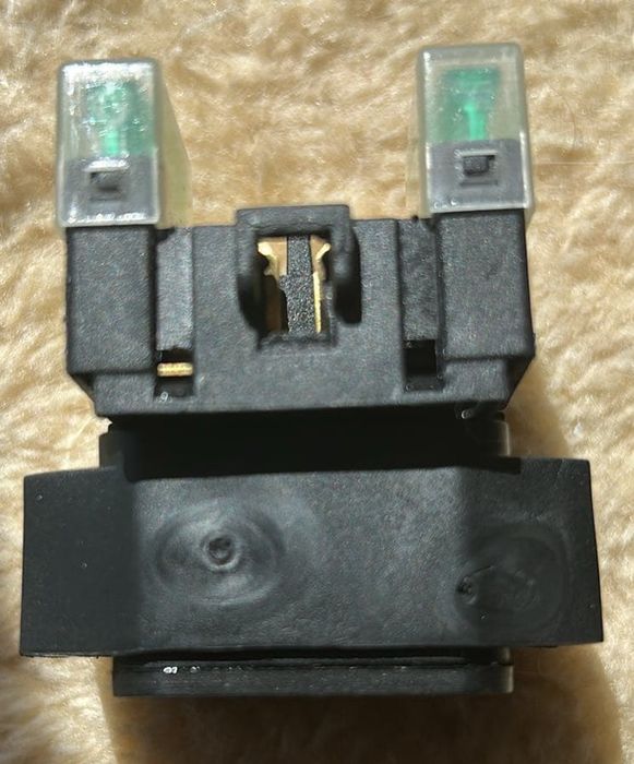 Relé Yamaha – Preto (ABS)