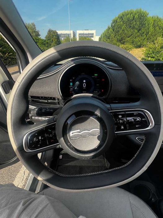 FIAT 500e la prima by Bocelli