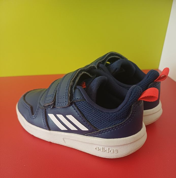 Дитячі кросівки Adidas