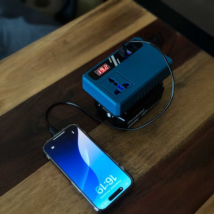 Przetwornica 230V NA BATERIE MAKITA Ma Wejście Na Standardową Wtyczke