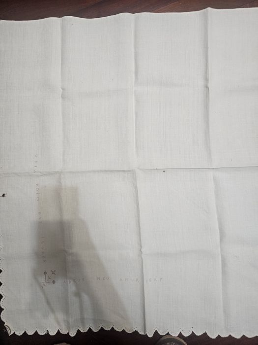 Lenço bordado início século XX