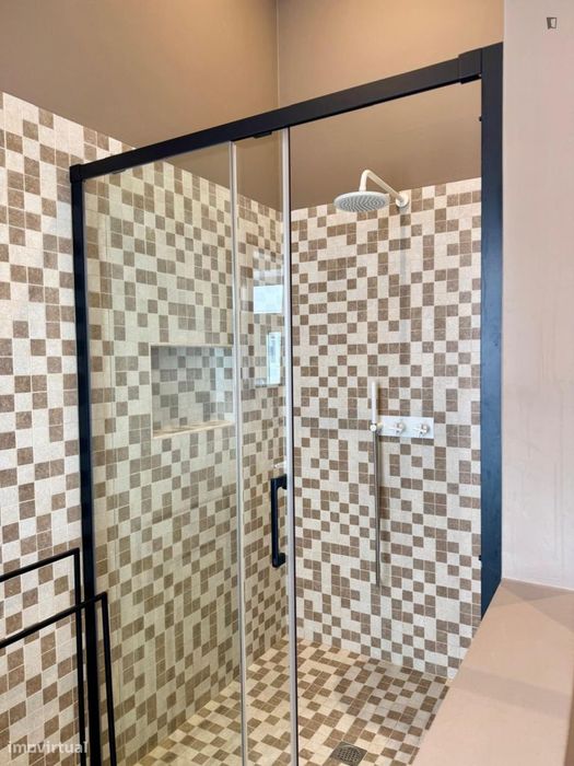 Apartamento com 2 quartos - localizado em Rato Lisbon