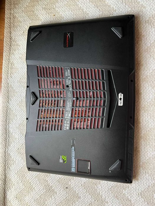 MSI GT63 Titan 8RG GTX 1080/i7 8750H/32GB RAM/4K/512+1tb ssd