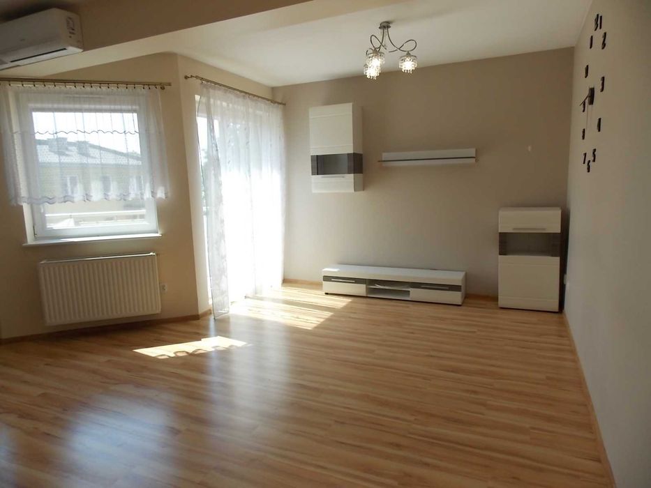 Mieszkanie 74,5 m2, 3 pokoje, w centrum.