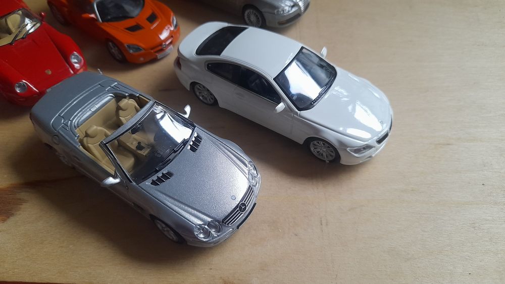 Продається колекція машинок серії "Суперкари.Найкращі автомобілі світу