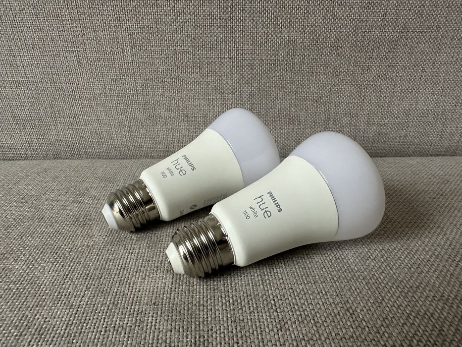 Philips hue 1100 White - dwie żarówki e27