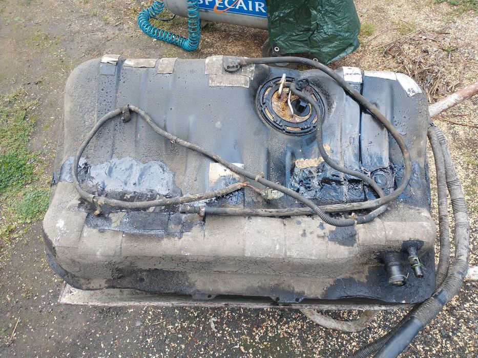 Zbiornik paliwa Daewoo Nubira 1 1.6 benzyna