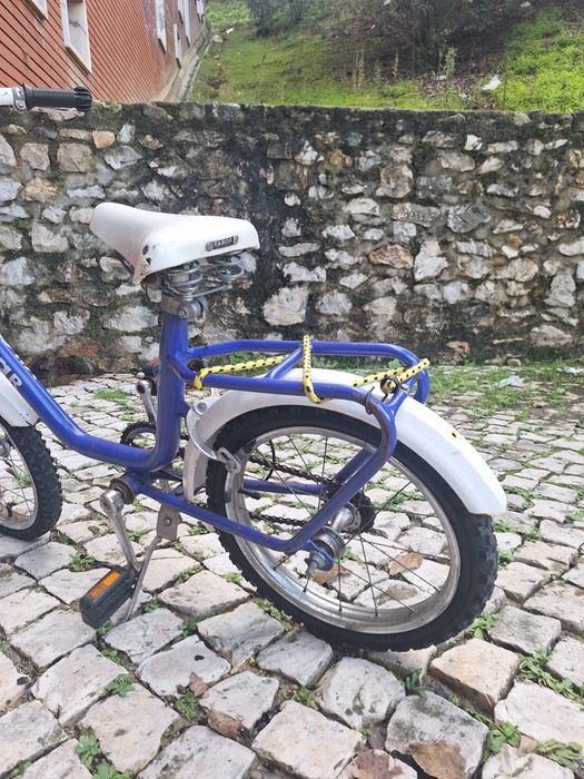 Bicicleta antiga Vilar criança