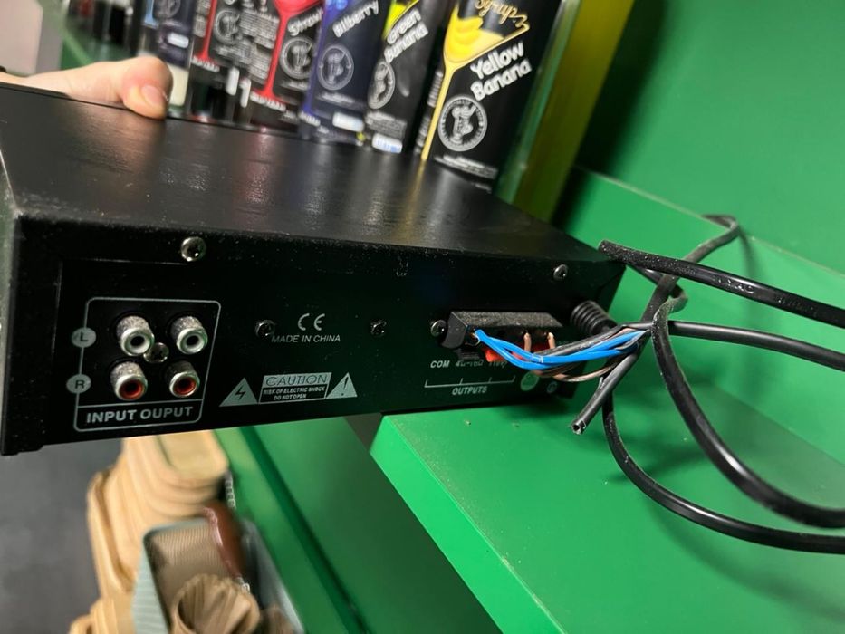 Колнки   2.  штуки + усилитель