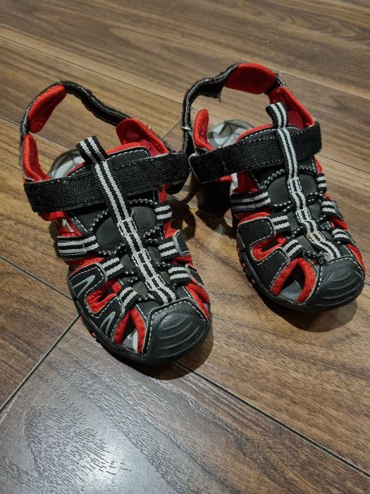 Sandały dziecięce Walky rozmiar 26