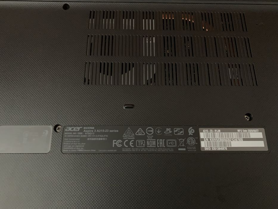 Portátil Acer Aspire 3 Ryzen 5 3500U