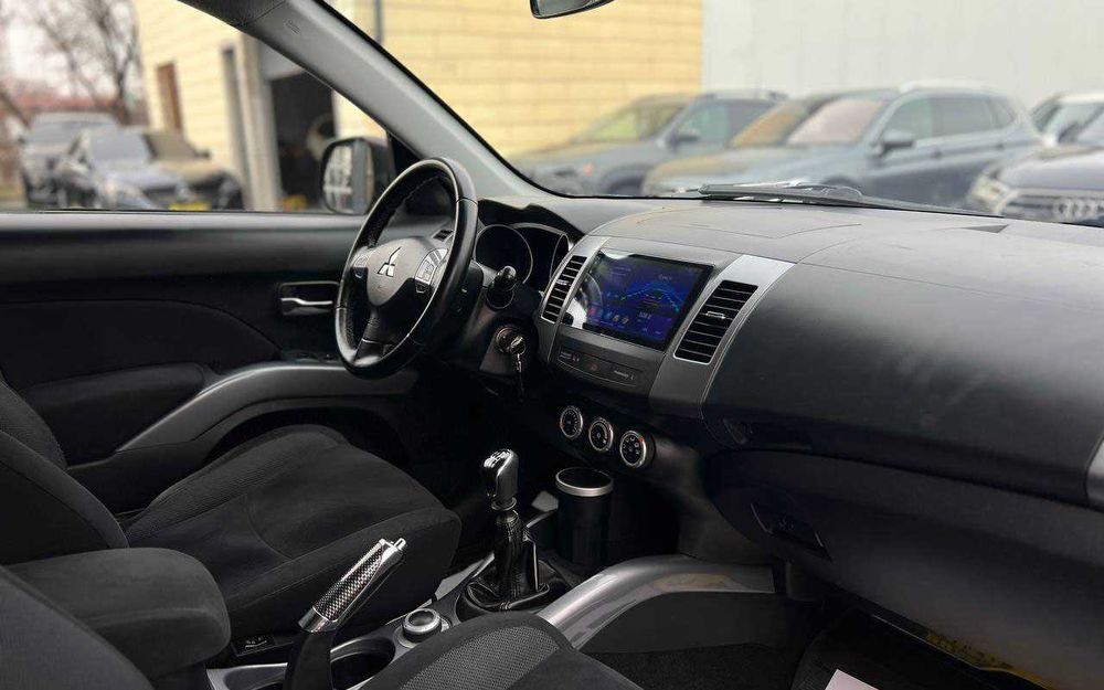 Mitsubishi Outlander 2007