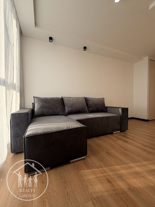 Квартира з ремонтом, меблями та технікою