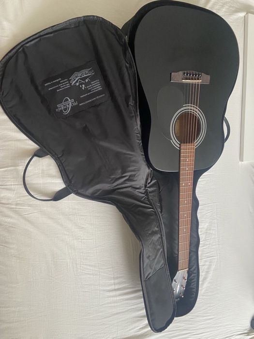 Продається гитара