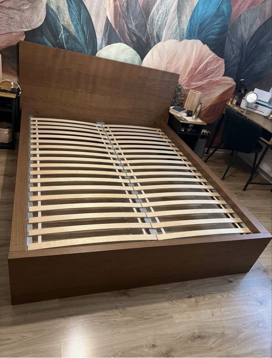 Ikea  łóżko  ze stelażem  160x200  Malm