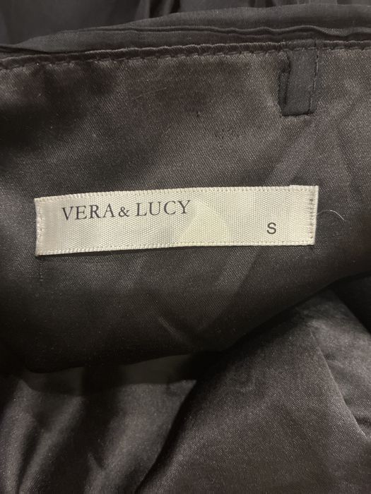 Czarna sukienka gorsetowa, luźny dół r.S