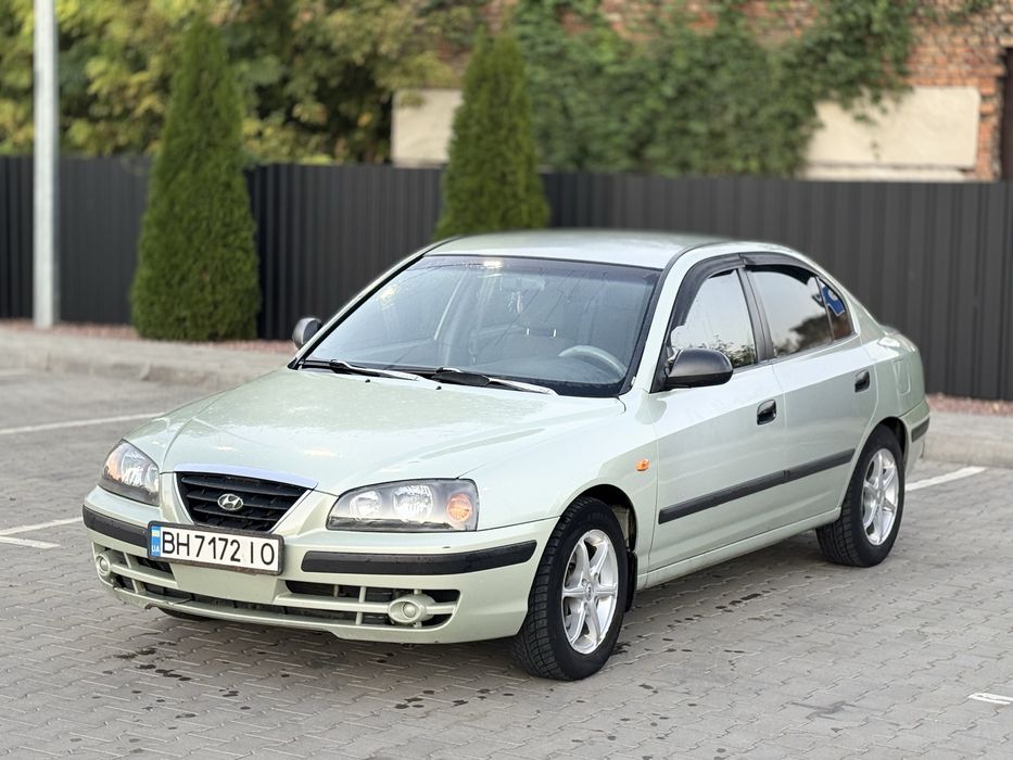 Hyundai Elantra 1.6 бензин