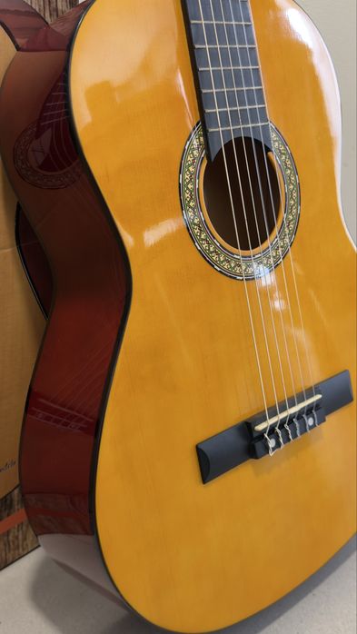 Guitarra Gemma 4/4