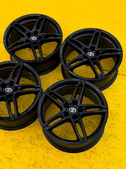 Диски Alutec R18 5.114.3 ET35 Тойота Рав 4 Камрі Мітсубісі Мазда СХ5 Кіа Хюндай Хонда