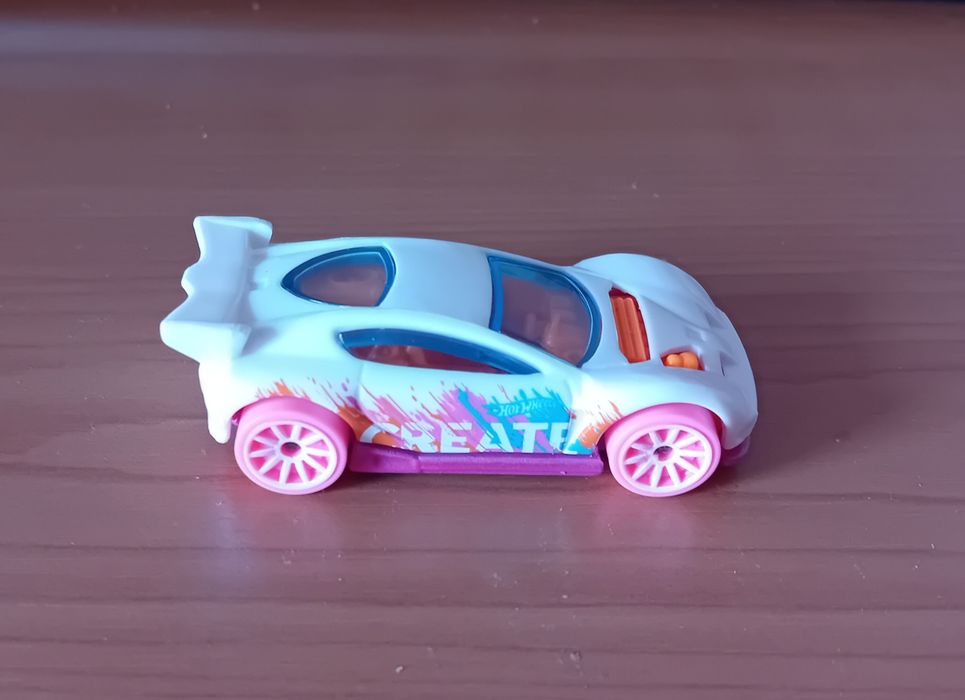 Carro HotWheels Novo