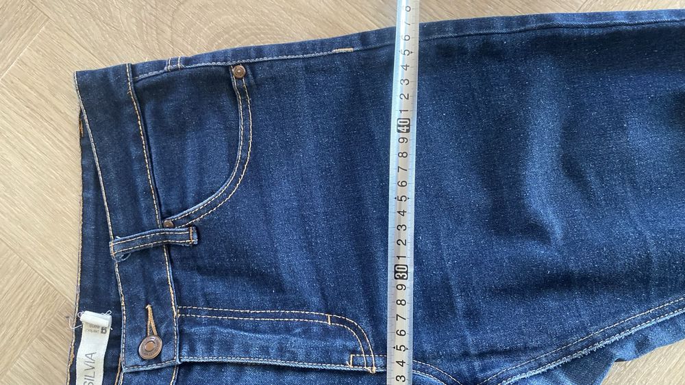 Jeansy rozciągliwe r M 38