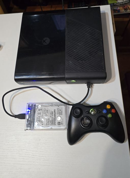 Xbox360 super slim  500 gb  desbloqueada  .