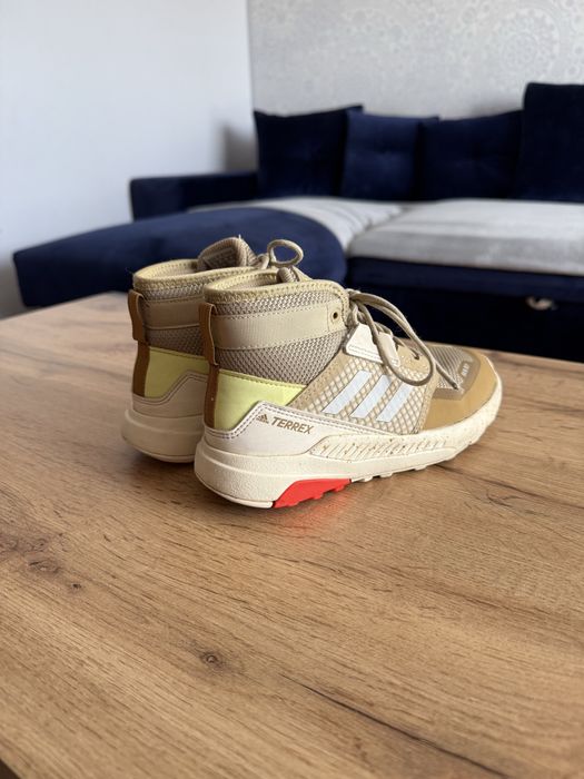 Buty zimowe Adidas Terrex  Trekkingi
