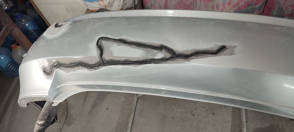 Ремонт: фарбування  авто, пайка пластика