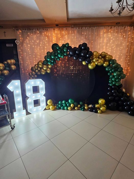 Wynajmę cyfry led  18 -ste urodziny  osiemnastka wysokość 120 cm