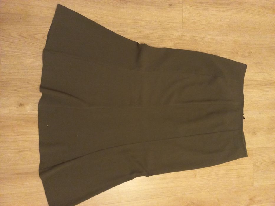 Długa spódnica khaki