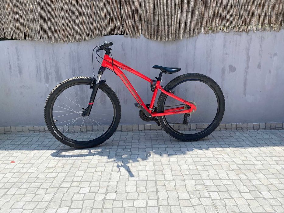 Bicicleta Rockrider ST 100 Melhorada em Excelente Estado *IMPERDÍVEL*