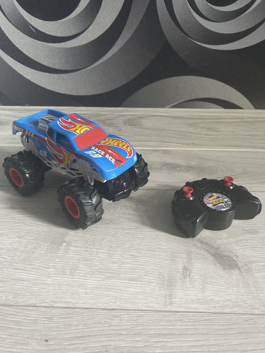 Hot Wheels Monster Trucks