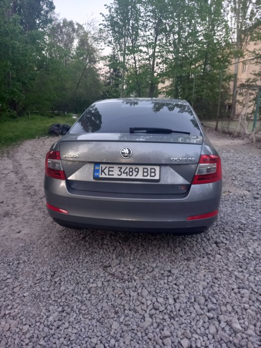 Skoda Octavia А7  1.8 официальная не крашена
