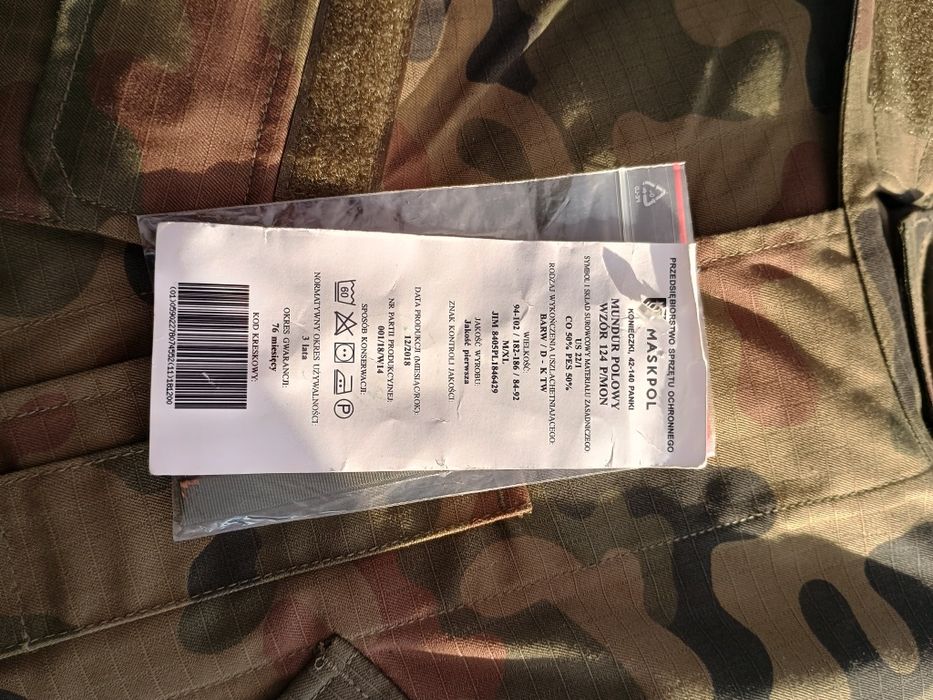 Mundur wojskowy polowy