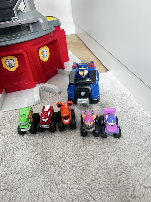 Psi patrol wieża- baza, spin master kosmo pieski