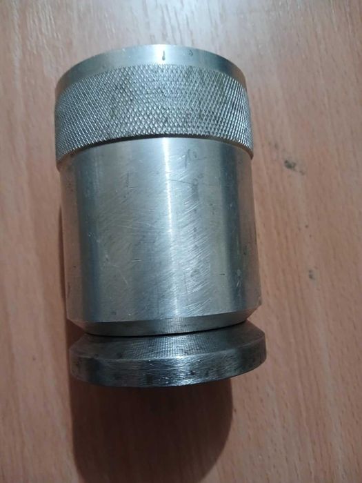 .Очень качественный инструмент. Для мастеровых и профи.