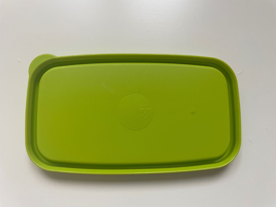 Tupperware Wieża Decor