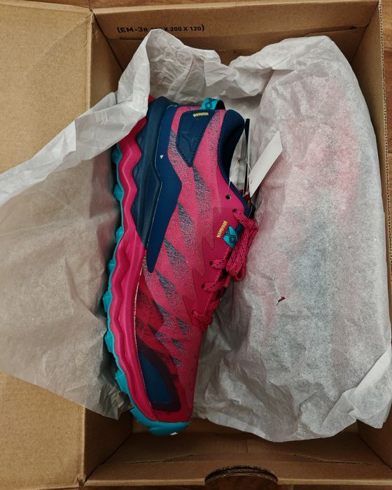 Кросівки жіночі Mizuno 38 розмір