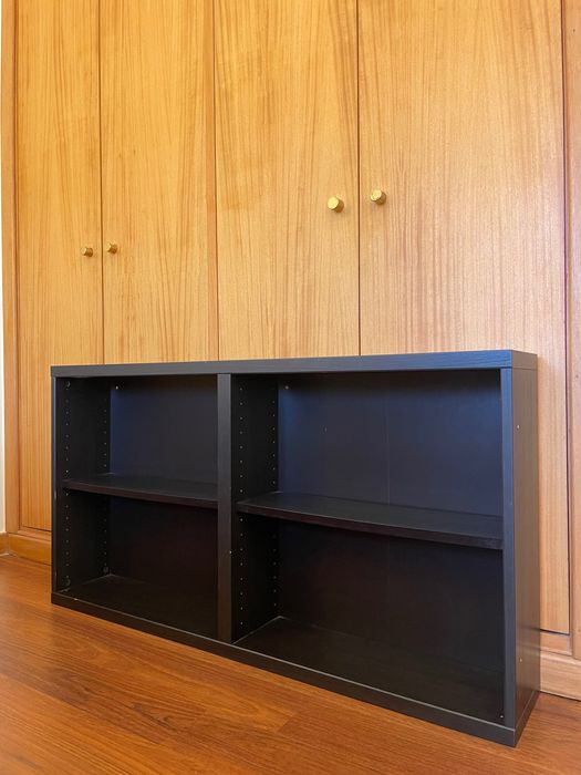 NOVO PREÇO Estante ikea 120 x 64 x 21 efeito carvalho preto (6 disp.)